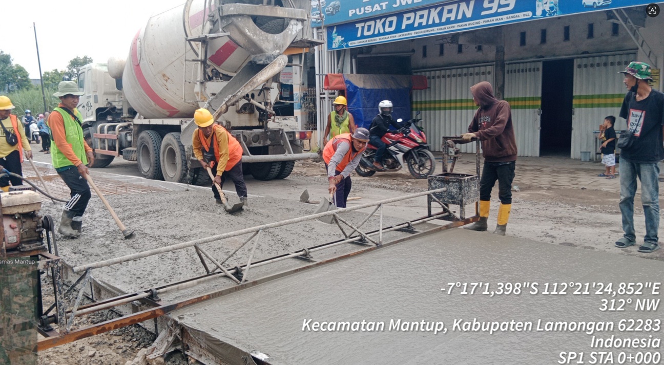 Foto: REKONTRUKSI RUAS JALAN MANTUP - SAMBENG