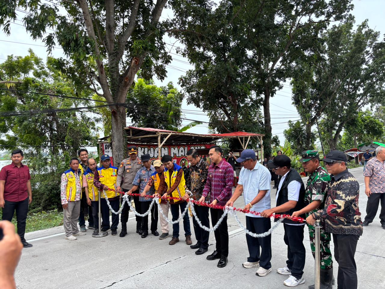 Foto: PERESMIAN INPRES JALAN DAERAH (IJD) 2025