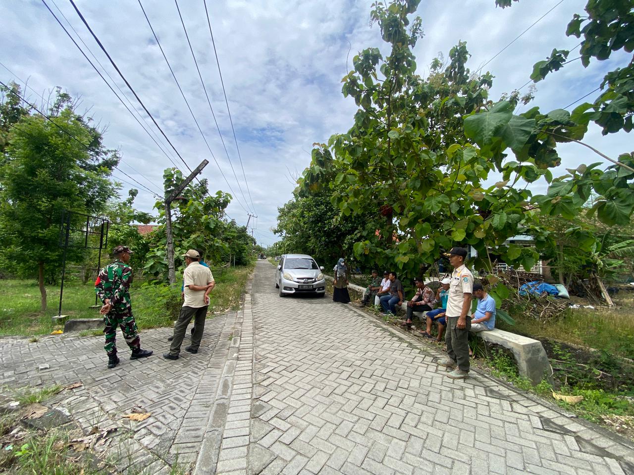 Foto: SURVEY DAN PENGUKURAN LAHAN PEMBANGUNAN KOPERASI DESA MERAH PUTIH DESA SUMBERJO KECAMATAN PUCUK