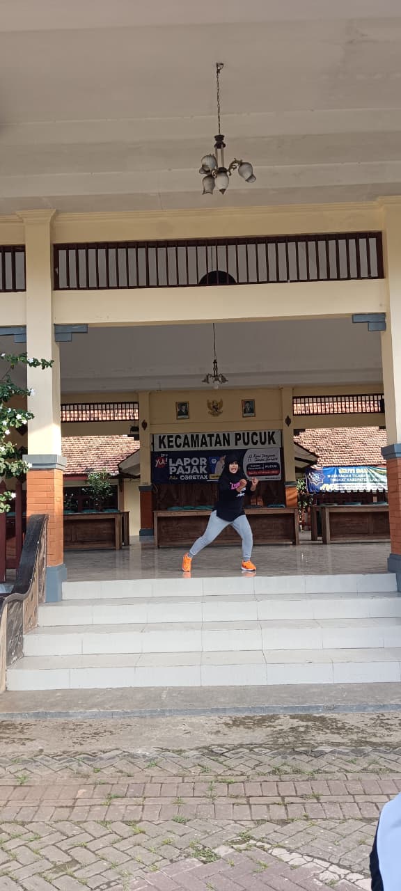 KEGIATAN SENAM PAGI SKJ DI KANTOR KECAMATAN PUCUK SERTA DI IKUTI MUSPIKA DAN UPT SE KECAMATAN PUCUK 2026