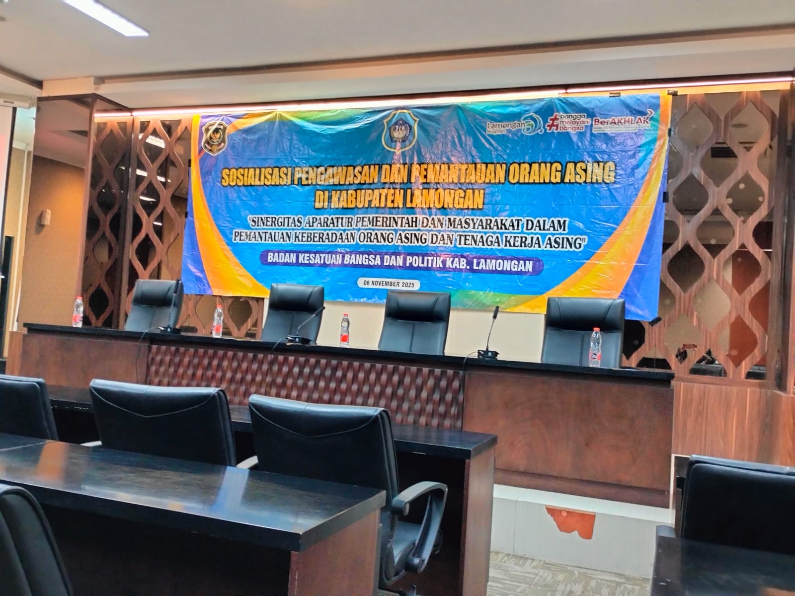 Foto: KASI TRANTIBUM KECAMATAN PUCUK MENGHADIRI SOSIALISASI PENGAWASAN DAN PEMANTAUAN ORANG ASING DI KABUPATEN LAMONGAN