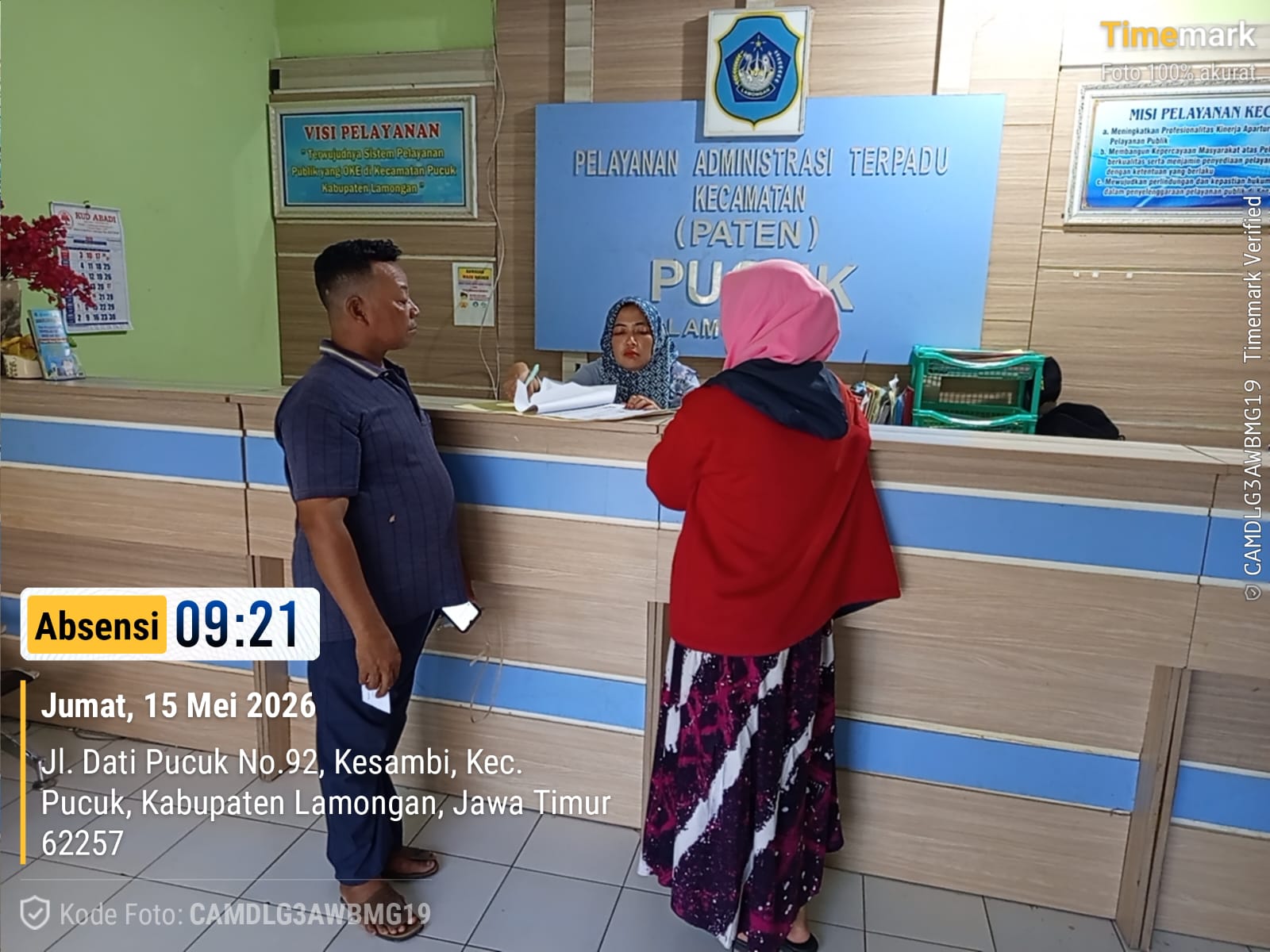 Foto: Pelayanan Administrasi Kependudukan Kantor Kecamatan Pucuk Tetap Buka di Hari Cuti Bersama 14 s/d !5 Mei 2026