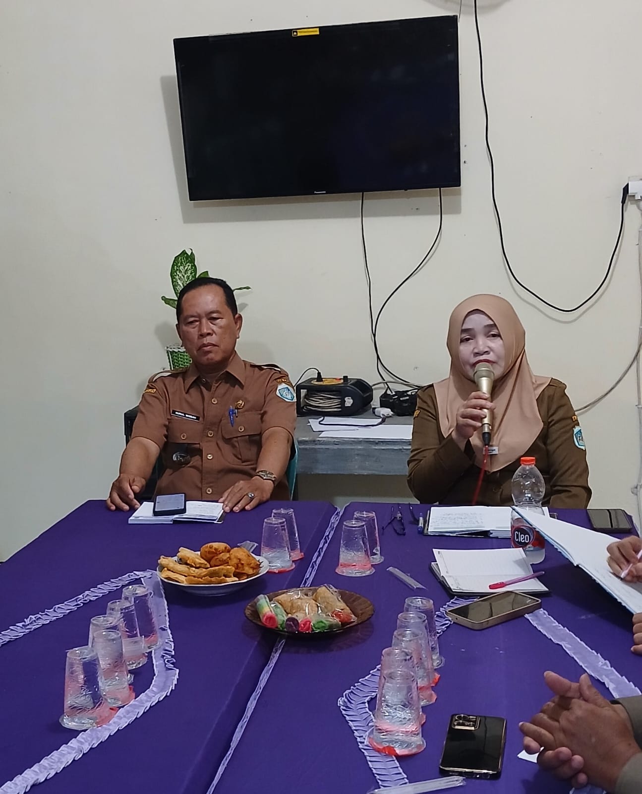 Foto: Rapat Staf Karyawan dan Karyawati Pegawai Kantor Kecamatan Pucuk 2026