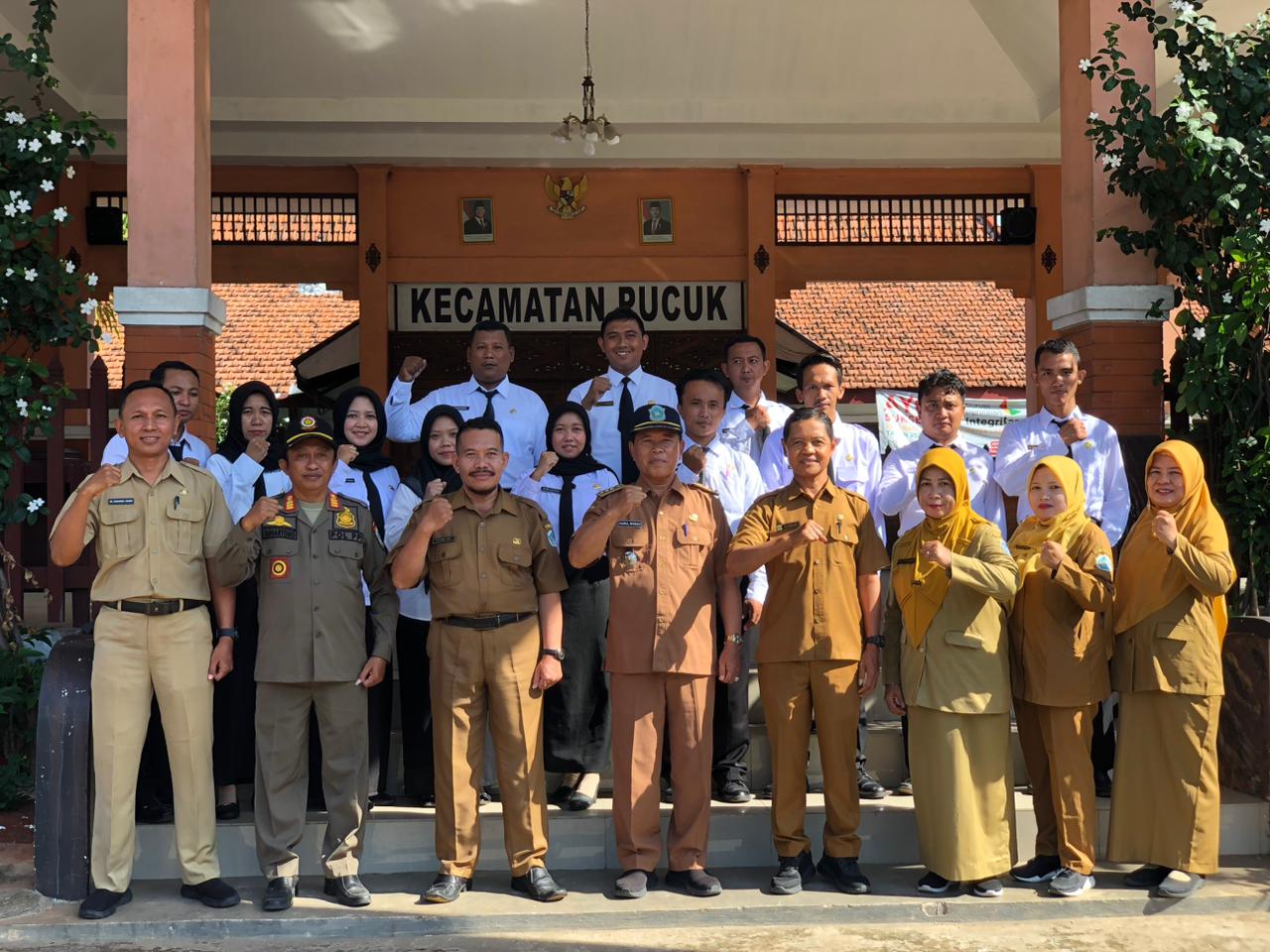 Foto: PENERIMAAN ORIENTASI PENGENALAN/PENGUATAN JIWA KORSA PPPK FORMASI TAHUN 2024 PERIODE II DI KECAMATAN PUCUK