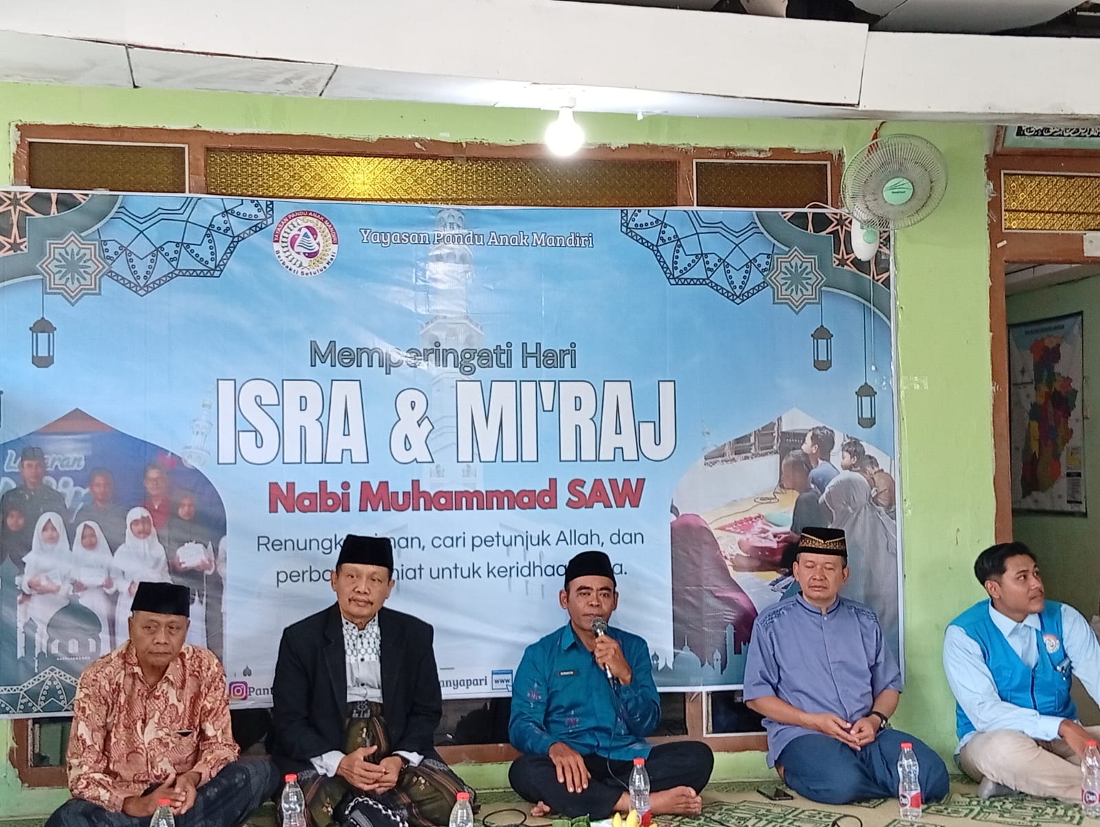 Foto: KEGIATAN ISRA' DAN MI'RAJ NABI MUHAMMAD SAW DI PONDOK PESANTREN DESA PUCUK KECAMATAN PUCUK KABUAPTEN LAMONGAN
