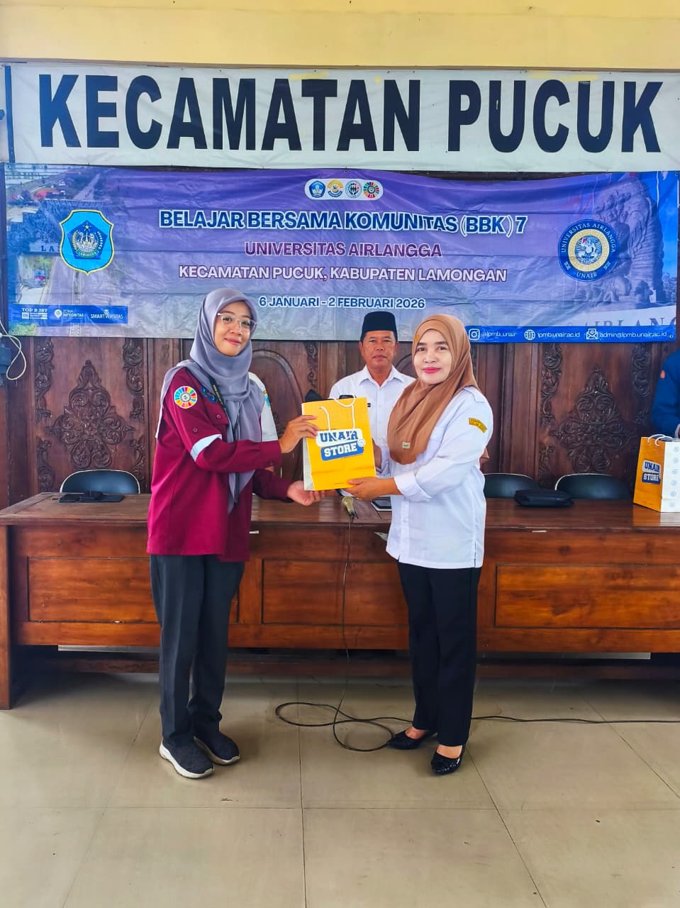 Foto: Kegiatan Exspo Bersama Komunitas (BBK) 7 Universitas Airlangga di Kecamatan Lamongan Tahun 2026