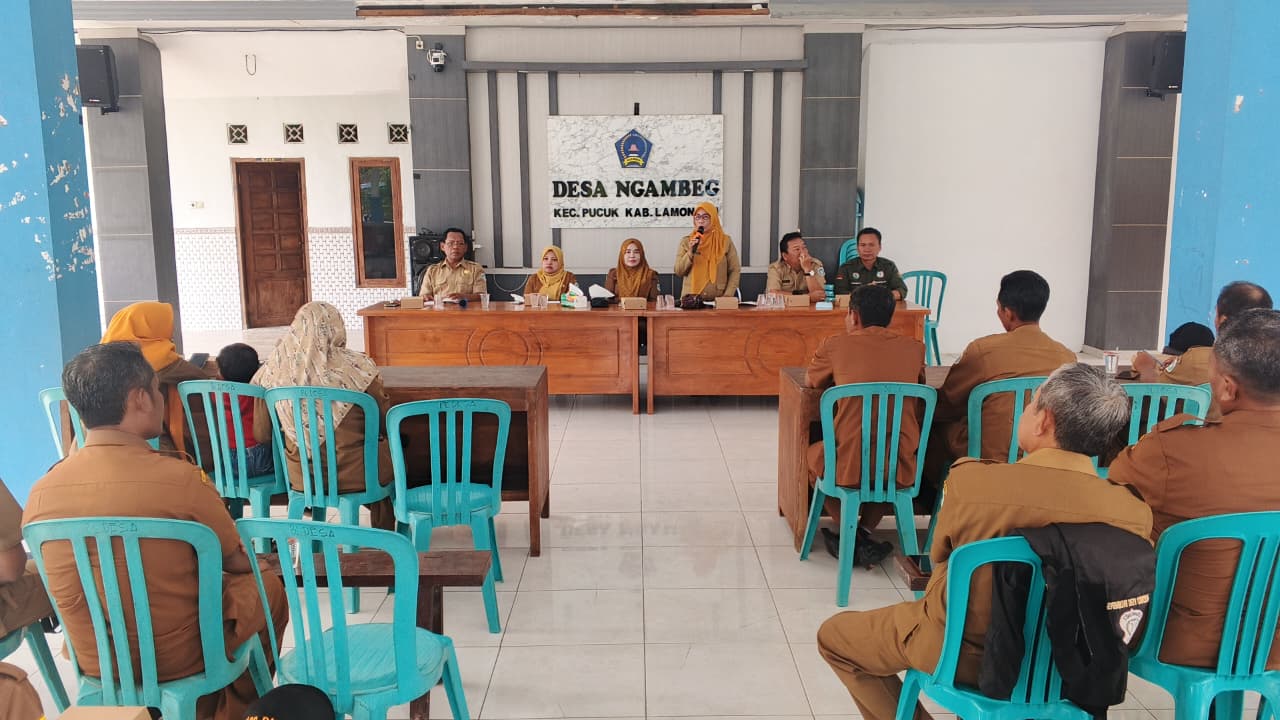 Foto: Kegiatan Jemput Bola Pendaftaran Identitas Kependudukan Digital ( IKD ) di Desa Babatkumpul Kec. Pucuk Kabupaten Lamongan 2026