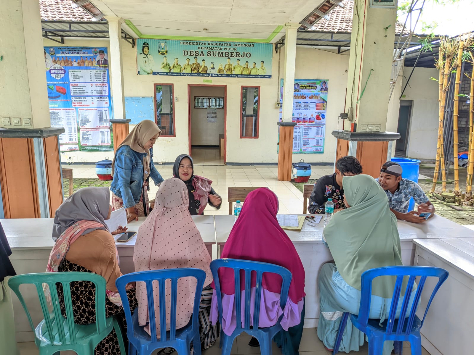 Foto: Kegiatan Pendaftaran Identitas Kependudukan Digital ( IKD ) Jemput Bola di Desa Sumberjo Kecamatan Pucuk Kabupaten. Lamongan 2026