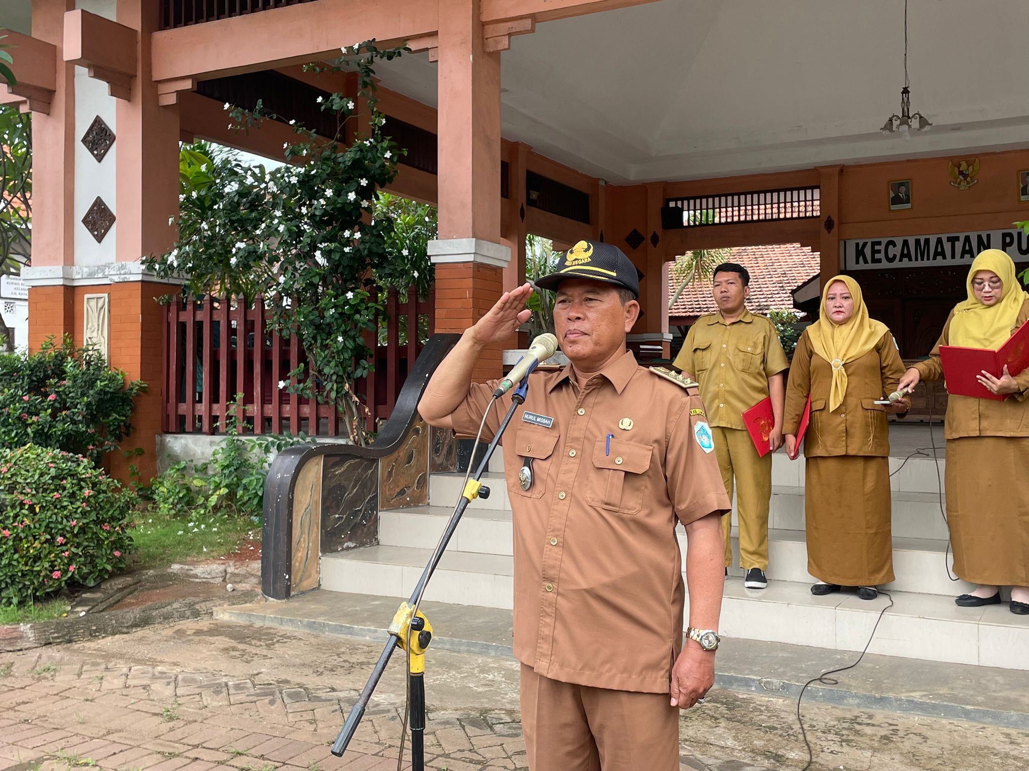 Foto: PELAKSANAAN APEL SENIN PAGI KECAMATAN PUCUK