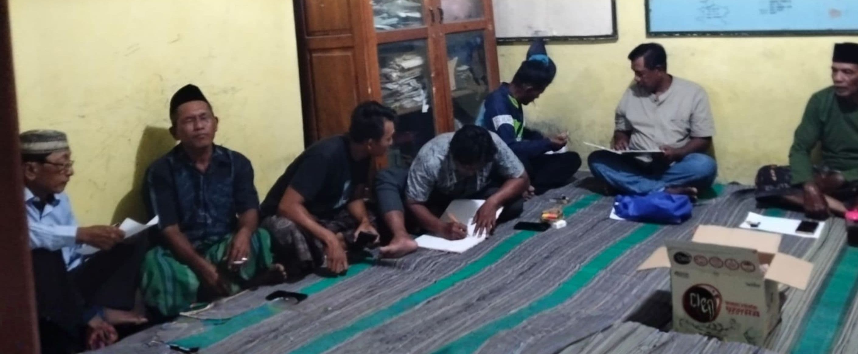 Foto: Rapat Koordinasi Eksploitasi Pengaliran Air bersama GHIPPA dan HIPPA Desa pada Saluran Primer Kanan Daerah Irigasi Waduk Prijetan
