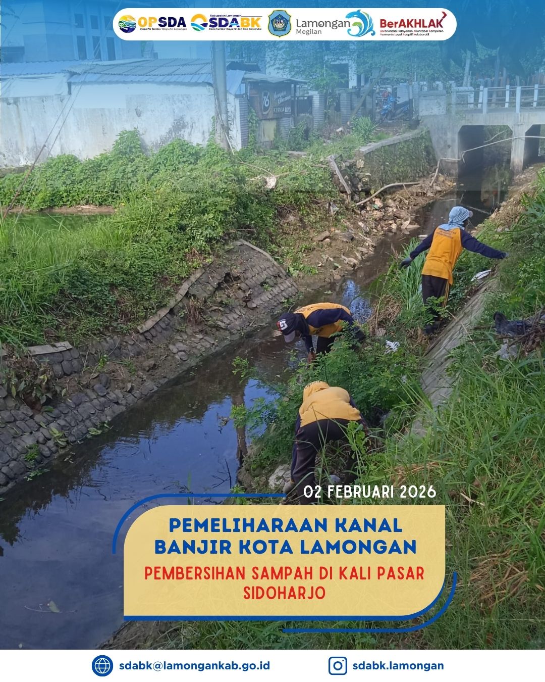Foto: PEMELIHARAAN KANAL BANJIR KOTA LAMONGAN