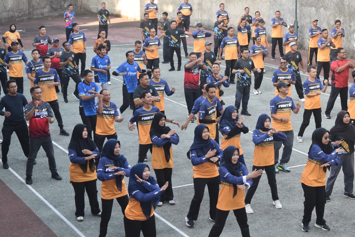 Foto: Semangat Sehat, Kinerja Meningkat: SDABK Lamongan Gelar Senam Bersama