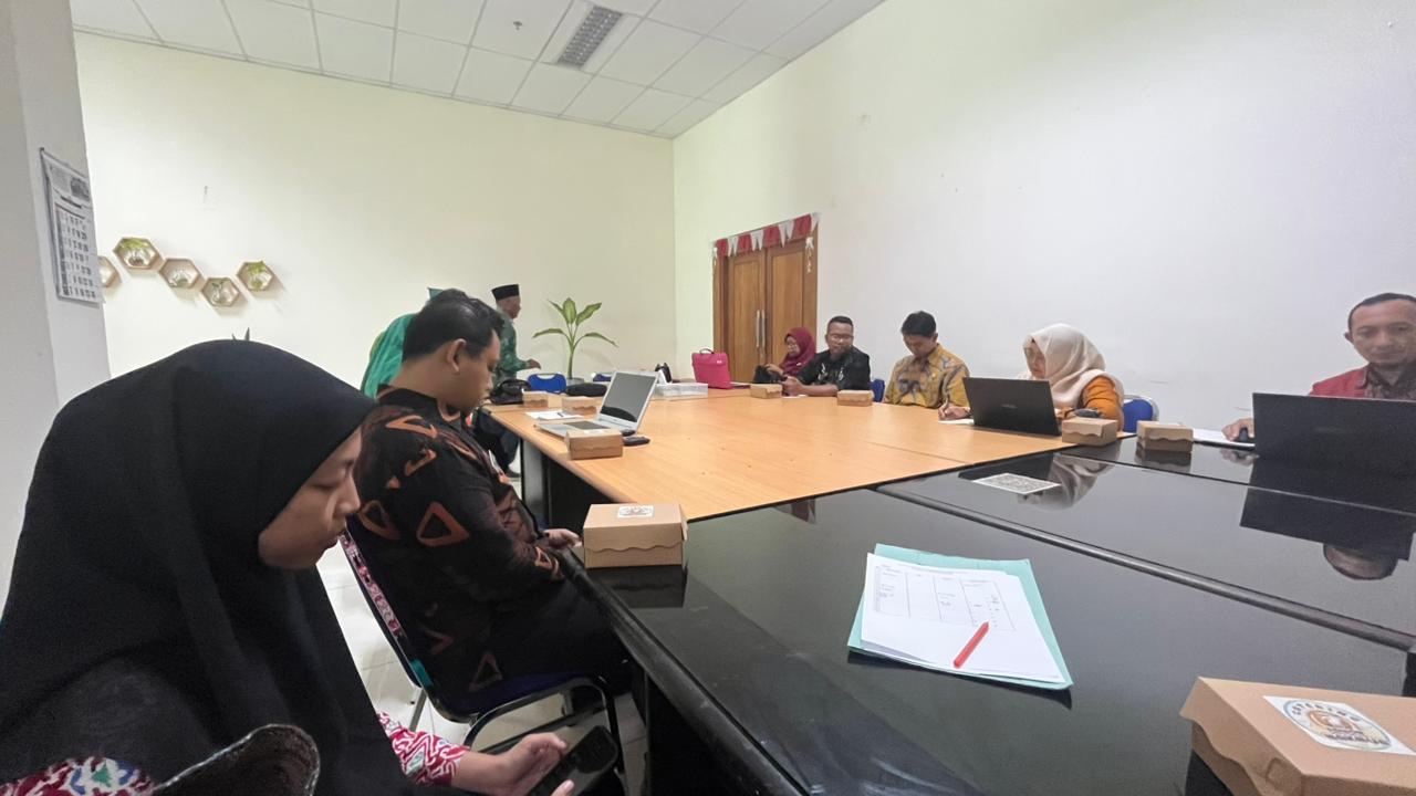 Foto: SDABK Lamongan Hadiri Rapat Verifikasi dan Validasi Data Program KKS