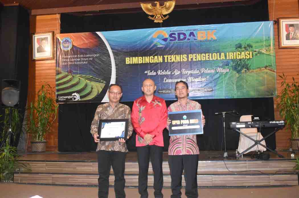 Foto: AWARDING UNTUK UPTD PSDA KURO
