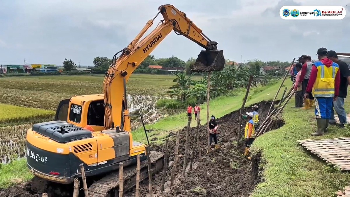 Foto: Penanganan Tanggul Sledding
