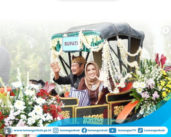 Foto: Kirab Pataka dan Oncer Sesanti Meriahkan Hari Jadi Lamongan ke-457
