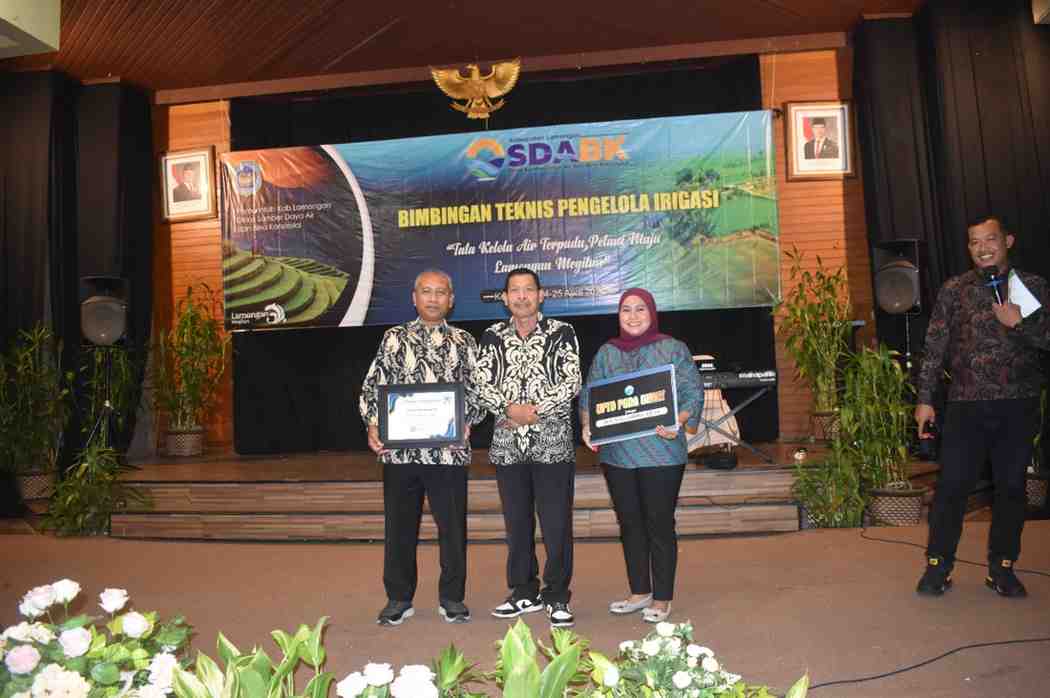 Foto: MALAM AWARDING UNTUK UPTD PSDA DEKET