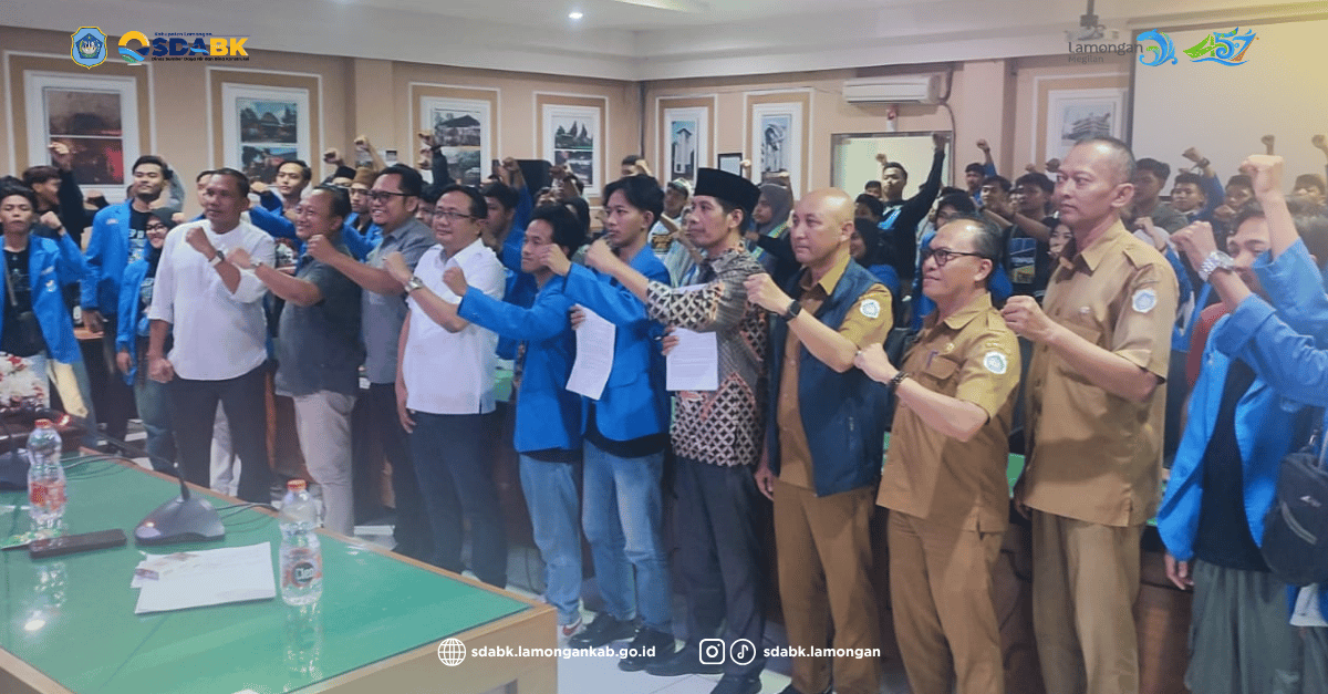 Foto: Dinas SDABK Dampingi DPRD Terima Aspirasi PMII Terkait Alih Fungsi Rawa di Lamongan