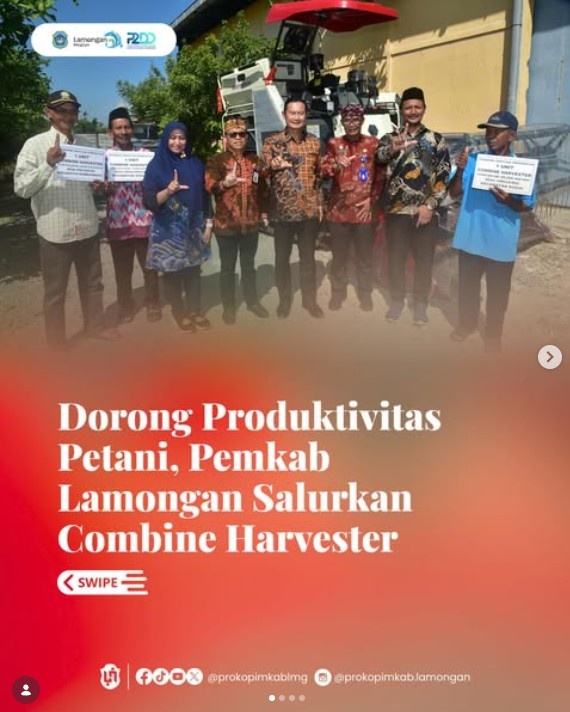 Foto: Dorong Produktivitas Petani, Pemkab Lamongan Salurkan Combine Harvester