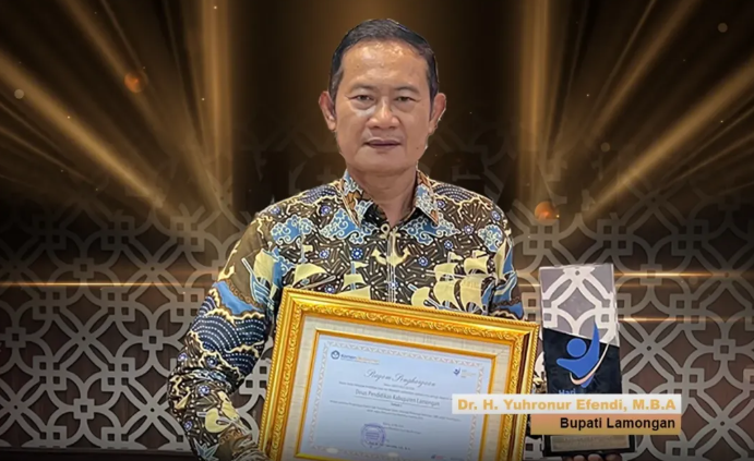 Foto: Lamongan Raih Penghargaan Terbaik 3 Nasional Praktik Baik Pemanfaatan SIBI untuk Pembelajaran