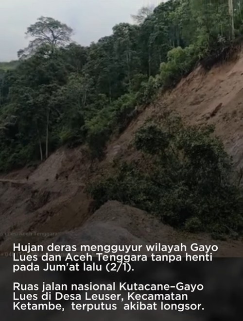 Foto: Kementerian Pekerjaan Umum dan PT Hutama Karya bergerak cepat sejak Jumat (2/1) lalu untuk membuka kembali jalan vital tersebut