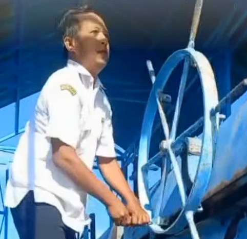 Foto: Monitoring dan Evaluasi DI Rawa Kwanon, Bukaan Pintu Pembuang Ditingkatkan