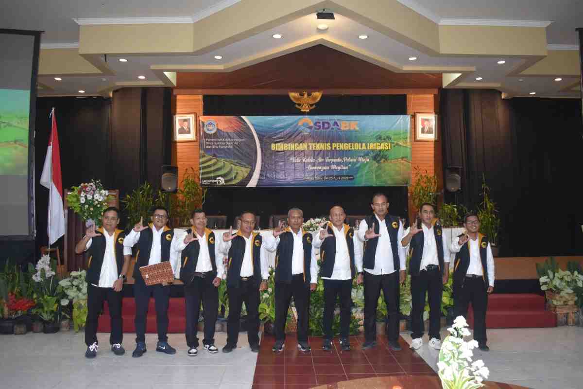 Foto: SEMANGAT DAN ETOS KERJA SELURUH KEPALA BIDANG DAN KEPALA UPT