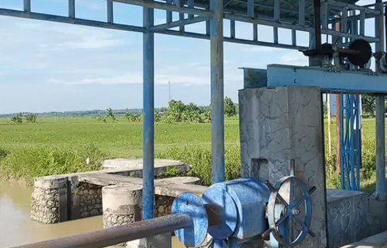 Foto: UPTD PSDA Babat Monitoring Debit Air Sluice Keyongan