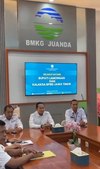 Foto: Pengupayaan Operasi Modifikasi Cuaca Lamongan