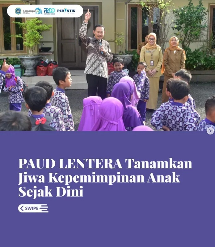 Foto: Keceriaan anak-anak dari PAUD Anak Sholeh Dradahblumbang, Kecamatan Kedungpring, mewarnai kunjungan edukatif dalam program PAUD LENTERA (Langkah Edukatif Mengenal Tokoh Pemimpin Inspiratif) yang diinisiasi Forum PAUD Lamongan.