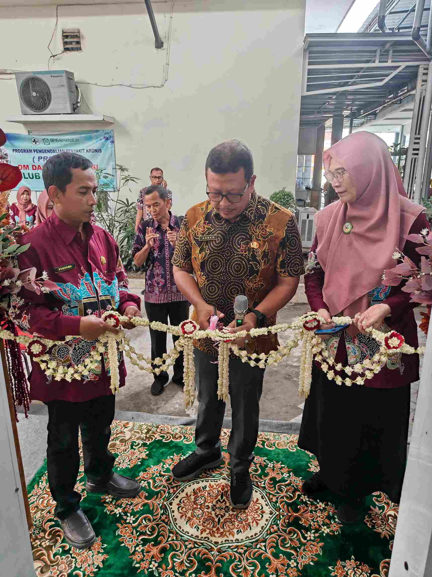 Foto: Kegiatan Peresmian Gedung Tata Usaha Puskesmas Sugio Oleh Kepala Dinas Kesehatan Kabupaten Lamongan