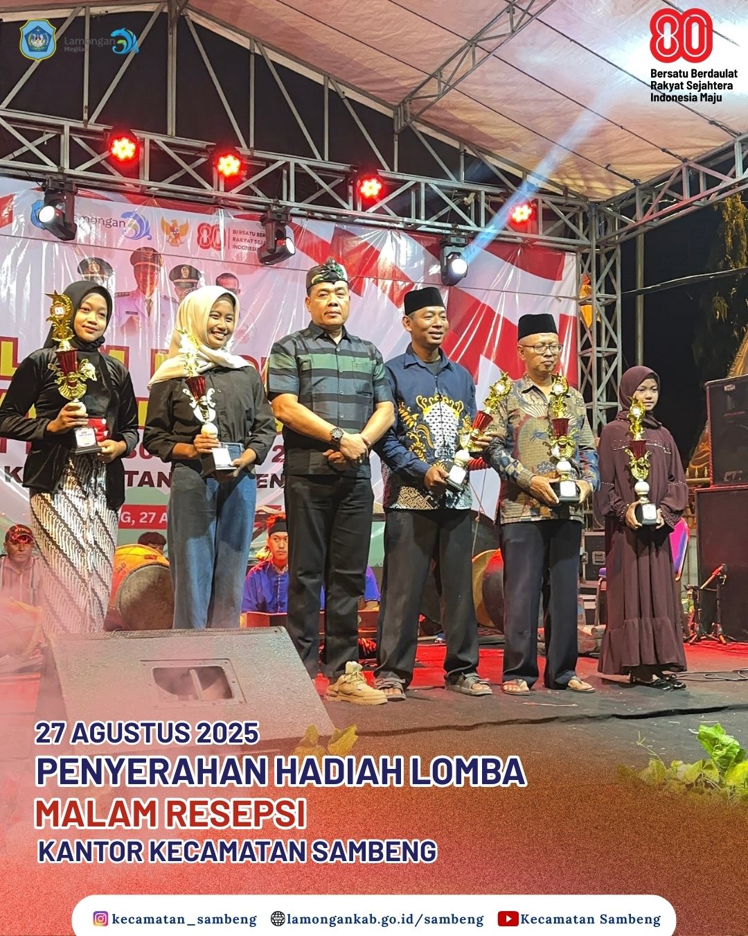 Foto: PENYERAHAN HADIAH LOMBA AGUSTUSAN KECAMATAN SAMBENG PADA MALAM RESEPSI
