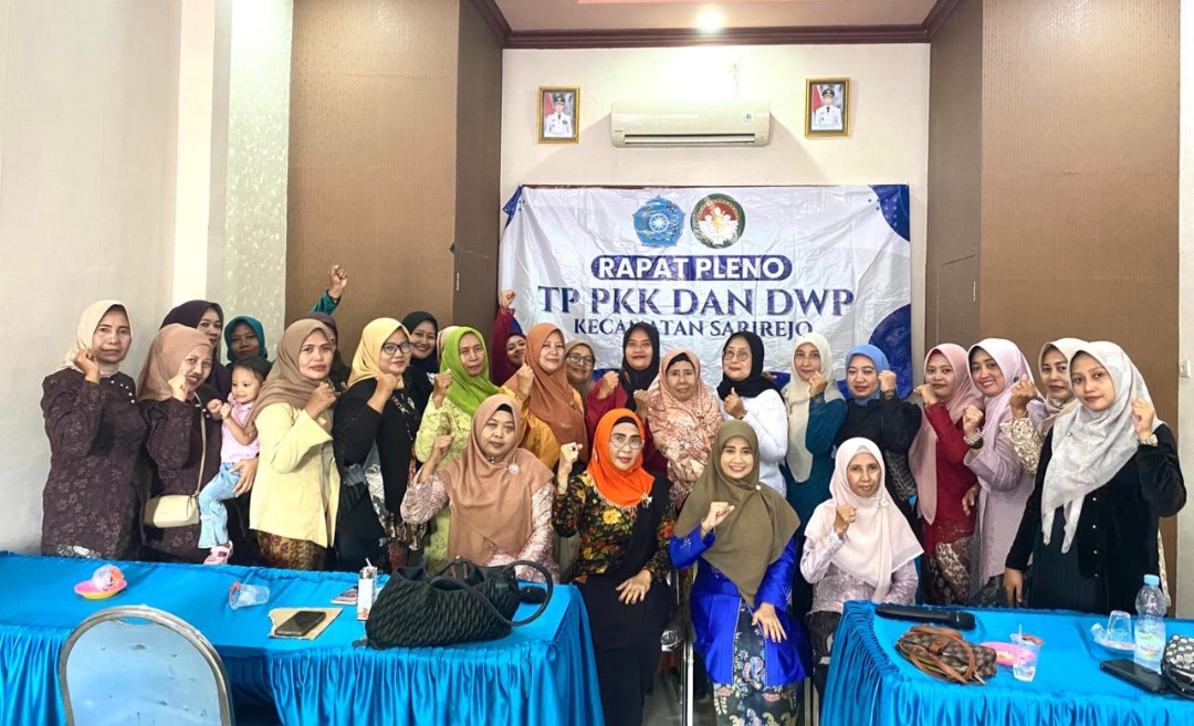 Foto: Rapat pleno PKK dan memperingati hari kartini