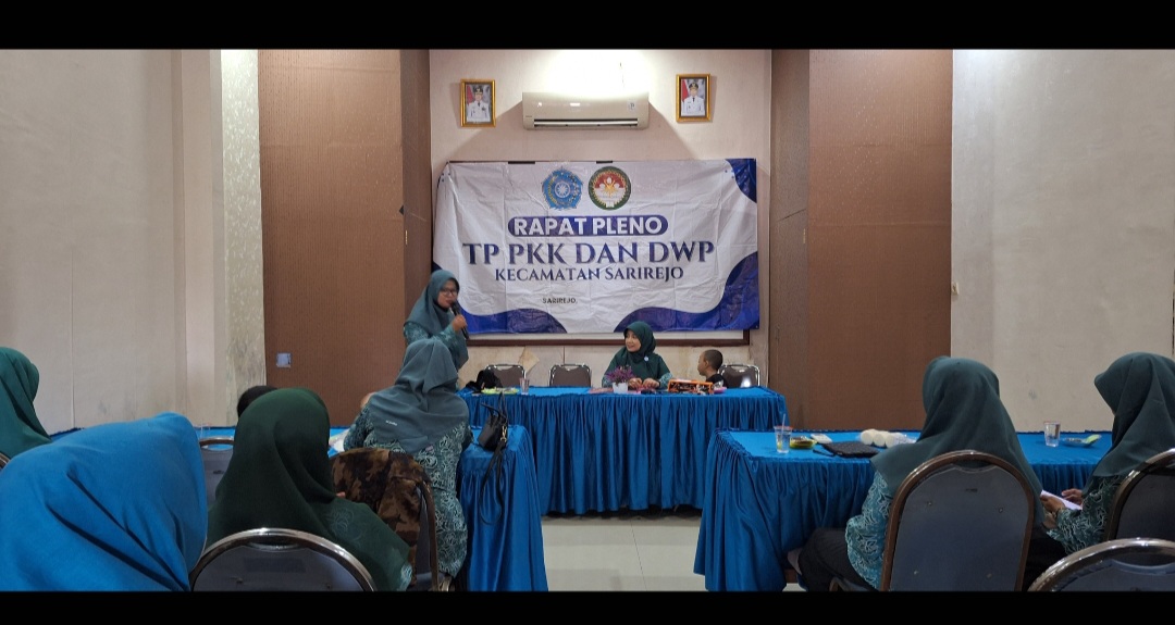 Foto: Rapat Pleno PKK kecamatan sarirejo
