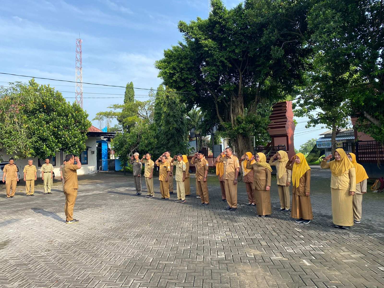 Apel pagi