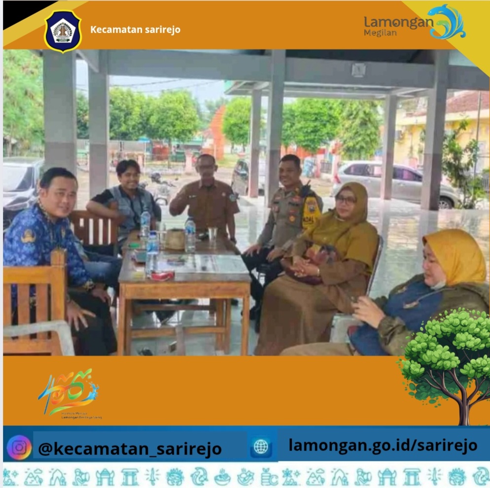 Ajak Jaga Kamtibmas, Plh Kapolsek Sarirejo dan Sekcam Sarirejo Lamongan Sambangi Kantor Pemdes