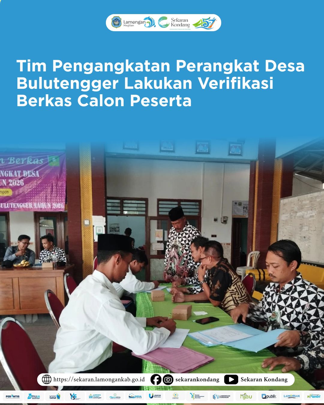Foto: Tim Pengangkatan Perangkat Desa Bulutengger Lakukan Verifikasi Berkas Calon Peserta
