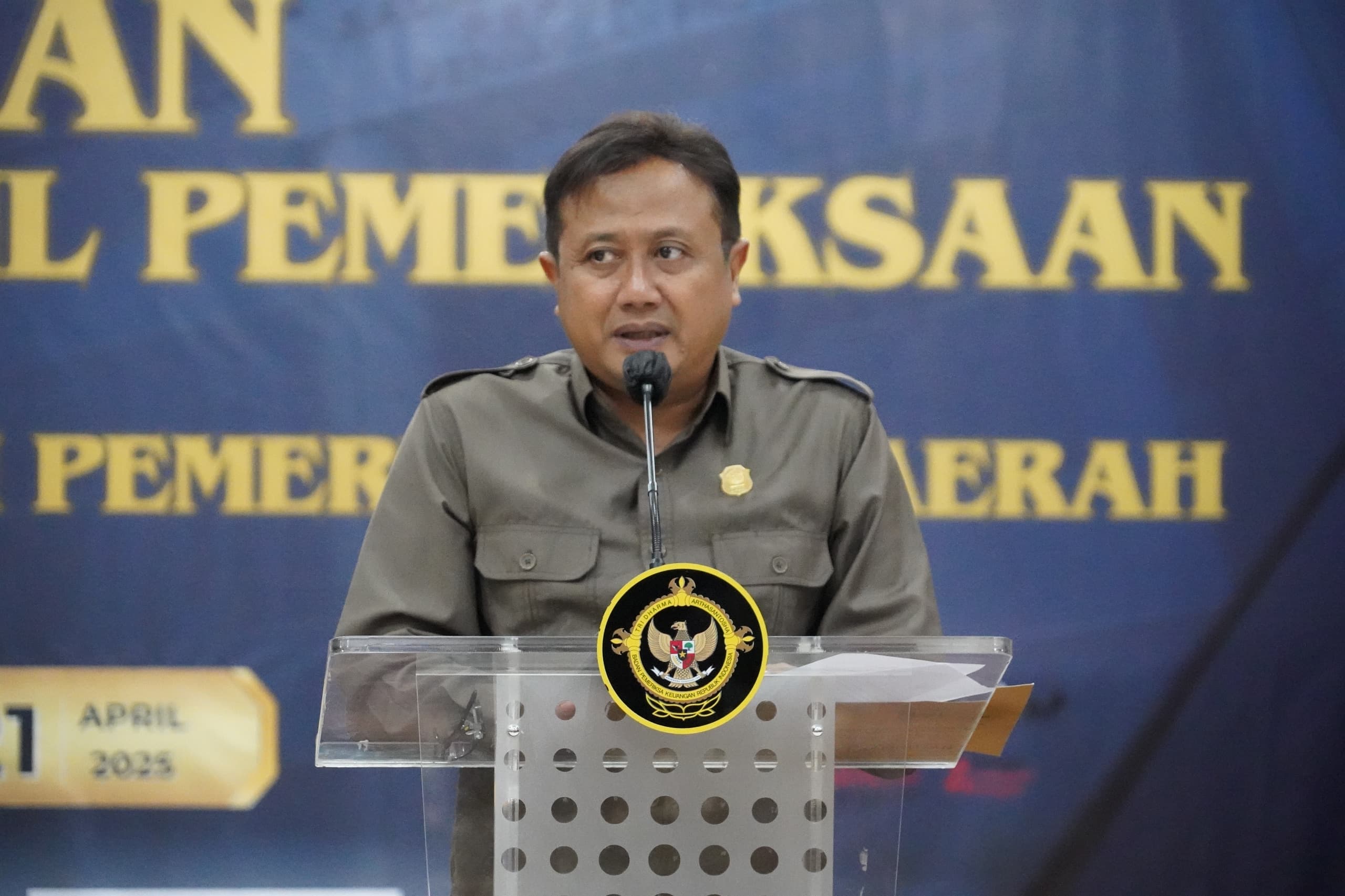 Ketua DPRD Dalam Acara Penyerahan Hasil Laporan BPK