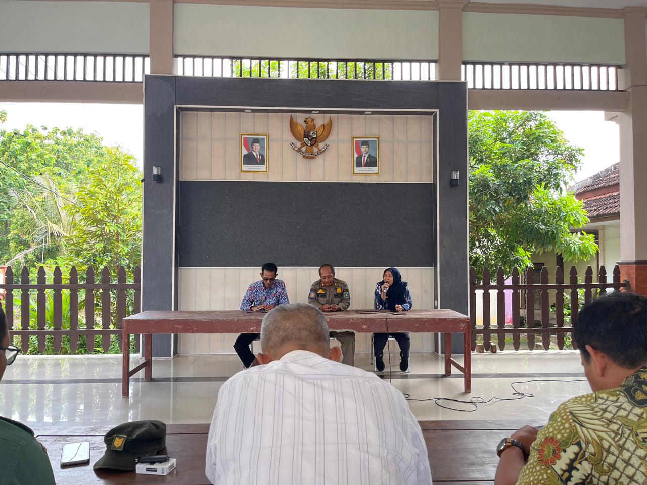 Foto: TASYAKURAN PPPK GELOMBANG II PADA KANTOR KECAMATAN SOLOKURO