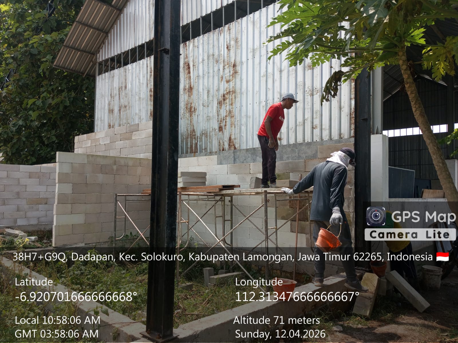 Foto: PROGRES PEMBANGUNAN GERAI KDMP DESA DADAPAN MINGGU 12 APRIL 2026