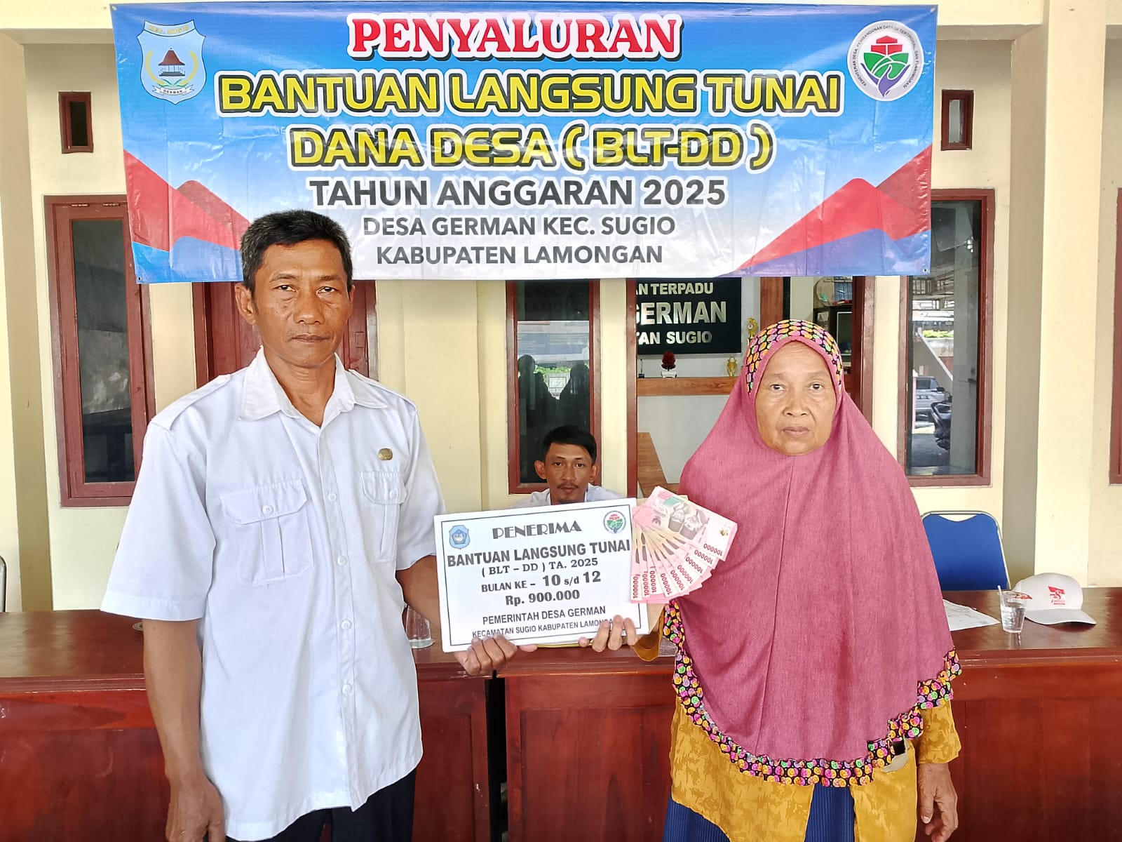 Foto: Penyaluran BLT-Dana Desa Tribulan IV Desa German