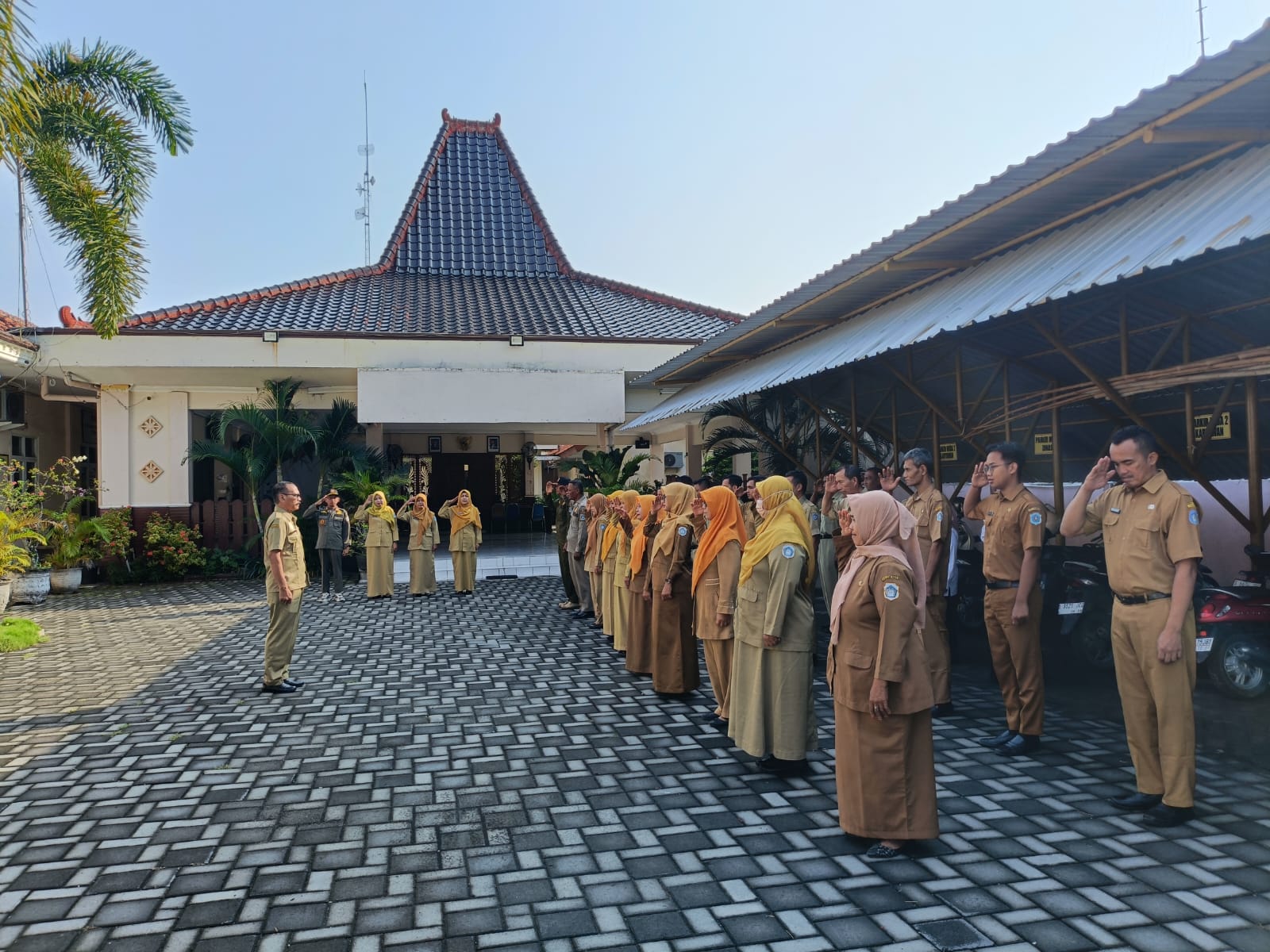 Foto: Pelaksanaan Apel Pagi sebagai Wujud Disiplin ASN