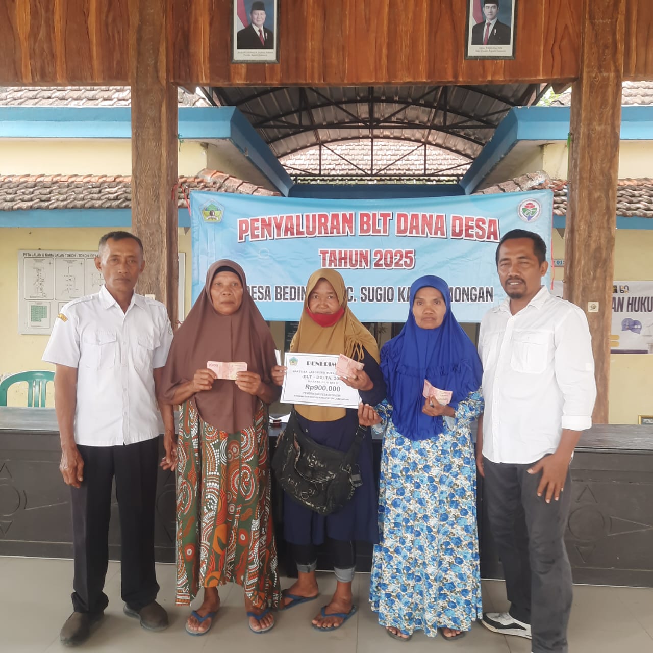 Foto: Penyaluran BLT-Dana Desa Tribulan IV Desa Bedingin