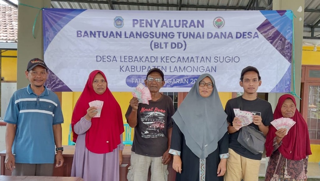 Foto: Penyaluran BLT-DD Tribulan I Desa Lebakadi