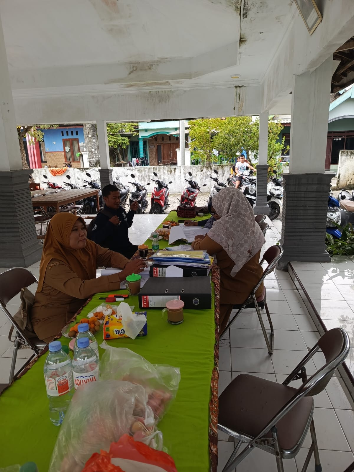 Foto: Monitoring dan Evaluasi Pelaksanaan Dana Desa dan BKKPD Desa Sugio