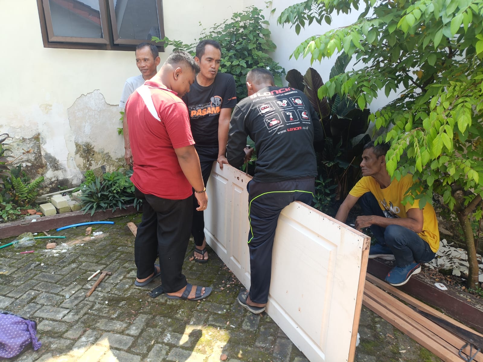 Foto: Kurve Jumat Pagi