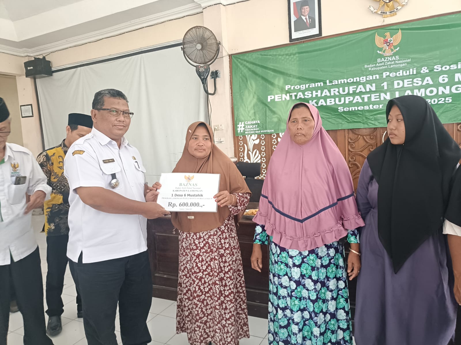 Pentasharufan 1 Desa 6 Mustahik