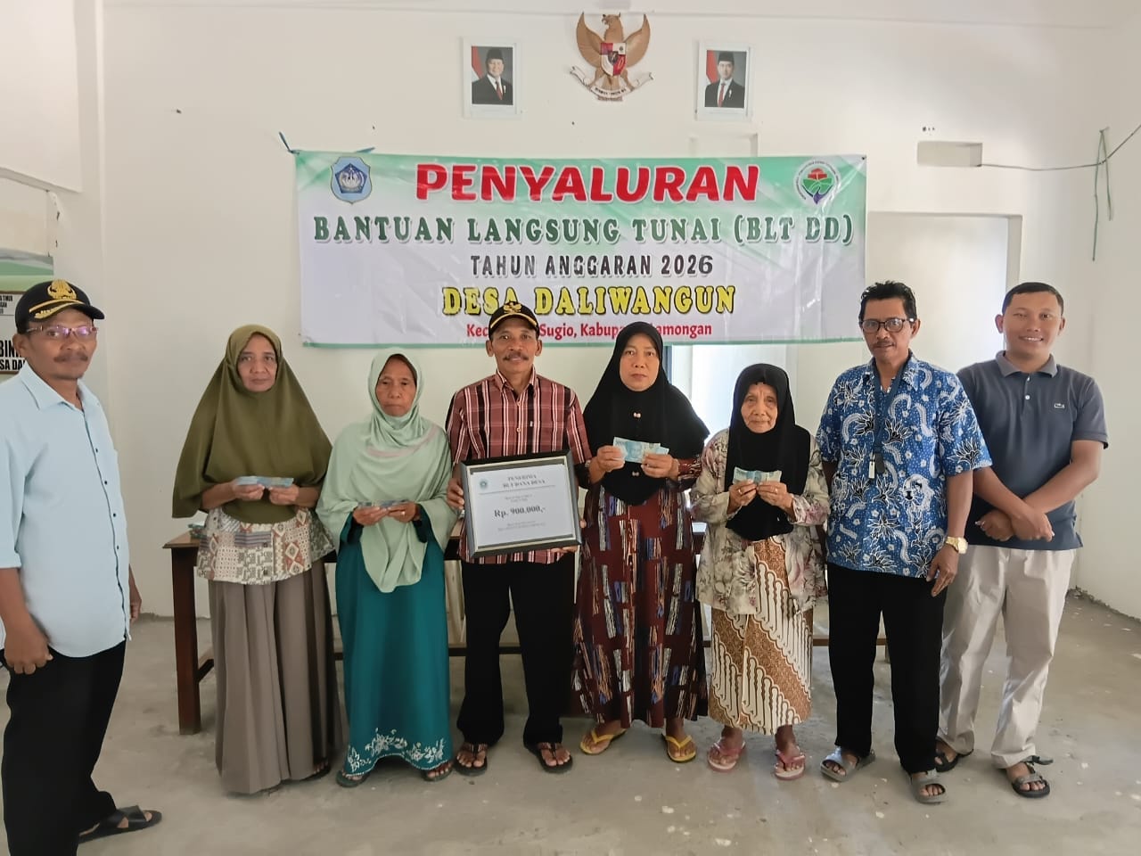 Foto: Penyaluran BLT-DD Tribulan I Desa Daliwangun