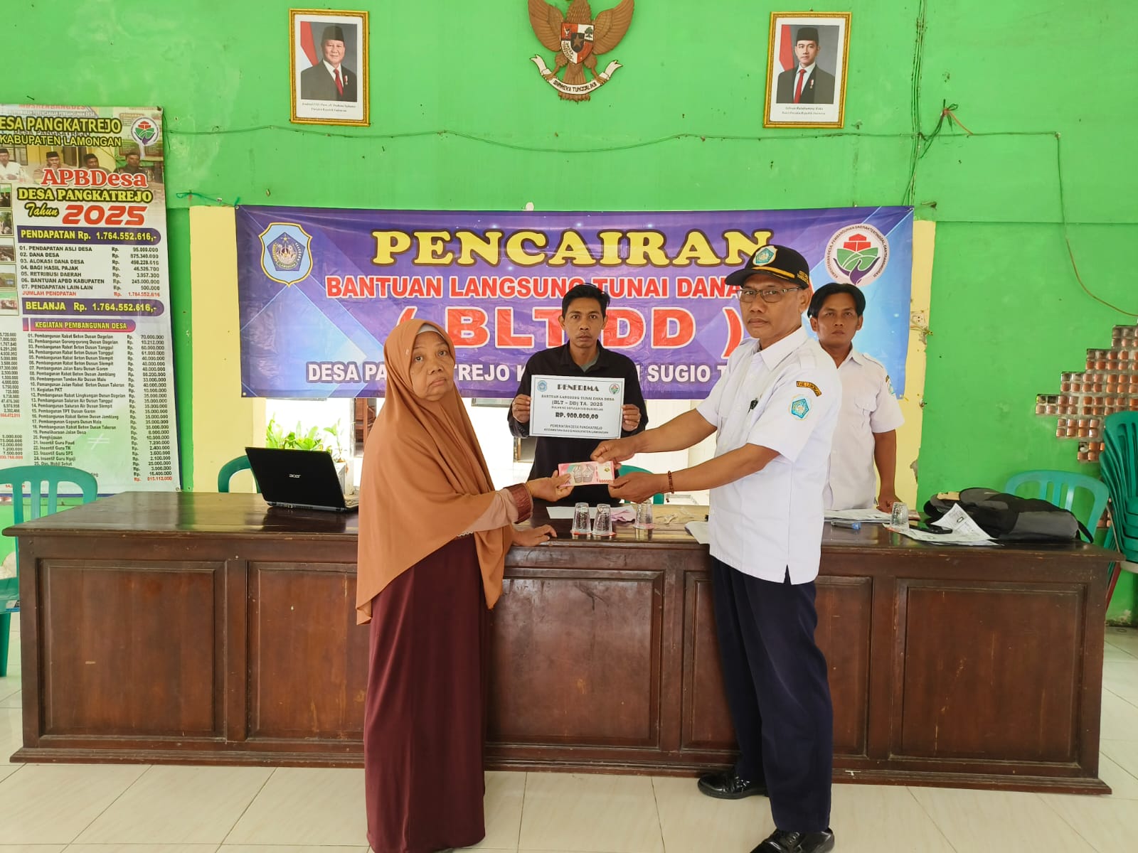 Foto: Penyaluran BLT-Dana Desa Tribulan IV Desa Pangkatrejo