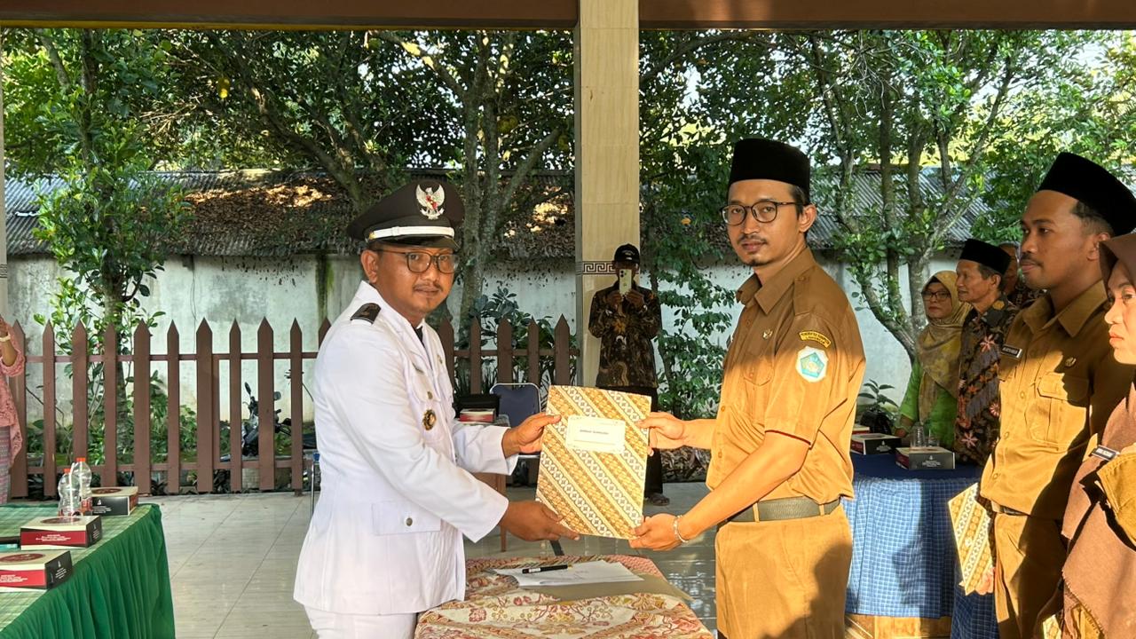 Foto: Selamat dan Sukses atas Dilantiknya Perangkat Gondanglor